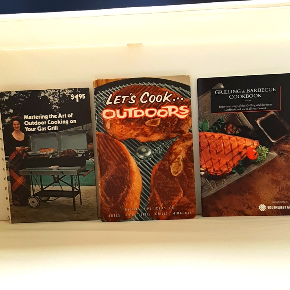 3PC Vtg Outdoor Grilling Cookbooks